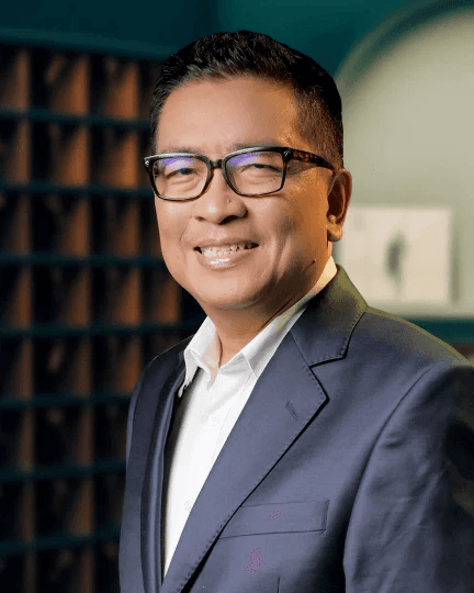 Helmy Yahya - Executive Head